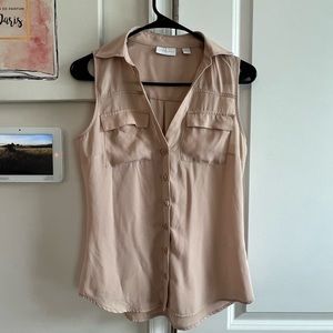 Tan sleeveless dress shirt